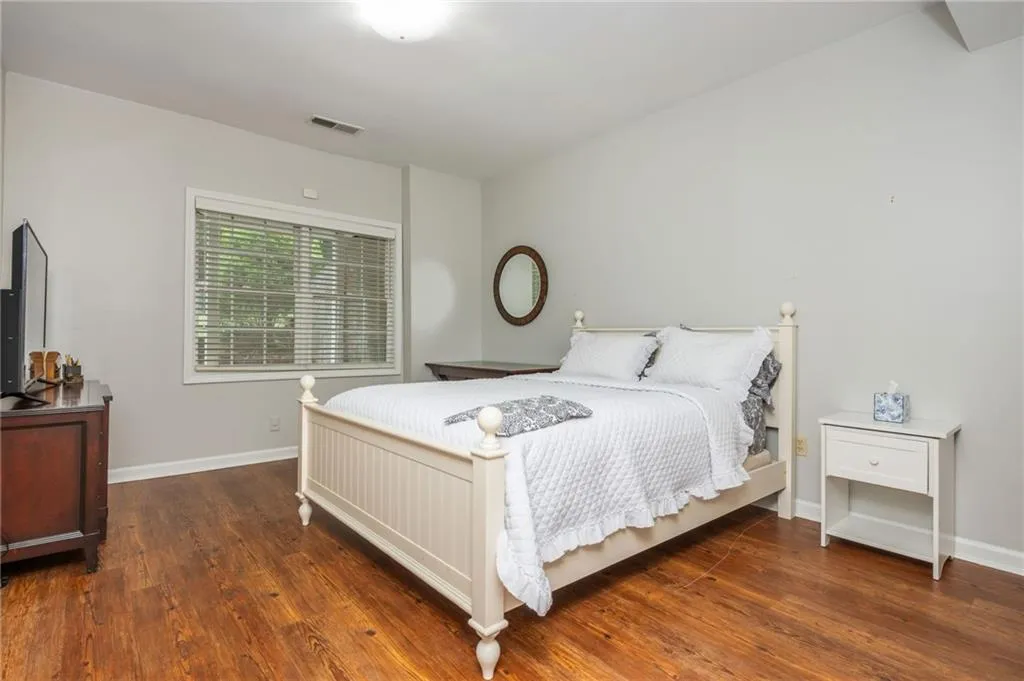1035 Lancaster Walk, Atlanta, Georgia 30328, 6 Bedrooms Bedrooms, ,4 BathroomsBathrooms,Residential,For Sale,1035 Lancaster Walk,7610253