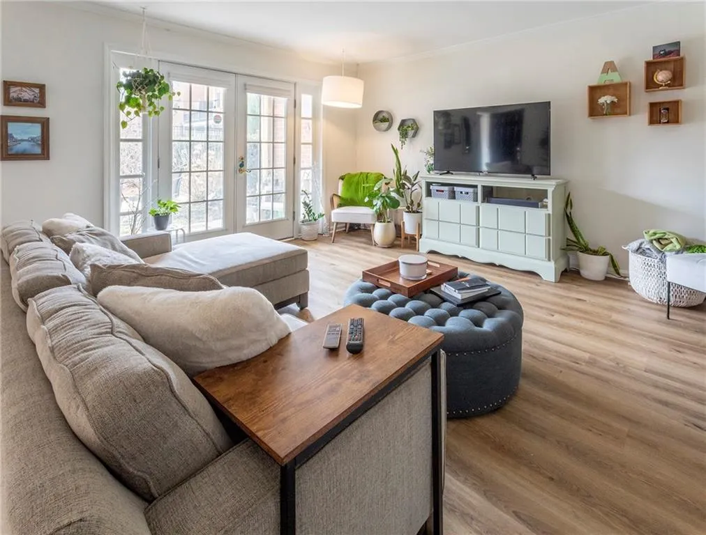 6520 Roswell Road Ne Unit 68, Sandy Springs, Georgia 30328, 2 Bedrooms Bedrooms, ,2 BathroomsBathrooms,Residential,Sold,6520 Roswell Road Ne Unit 68,7023251
