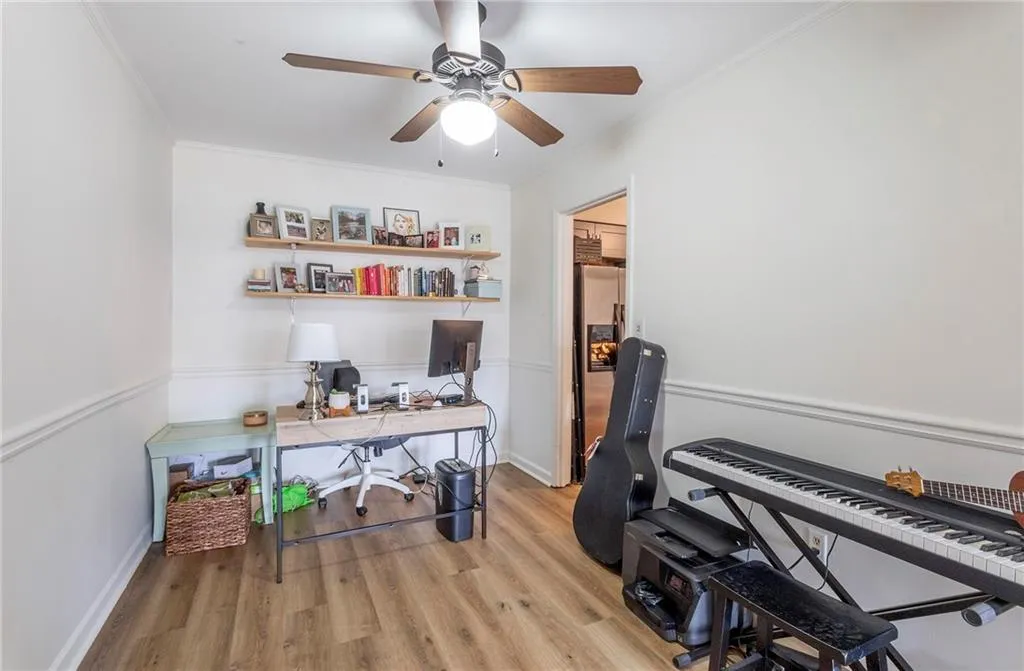 6520 Roswell Road Ne Unit 68, Sandy Springs, Georgia 30328, 2 Bedrooms Bedrooms, ,2 BathroomsBathrooms,Residential,Sold,6520 Roswell Road Ne Unit 68,7023251