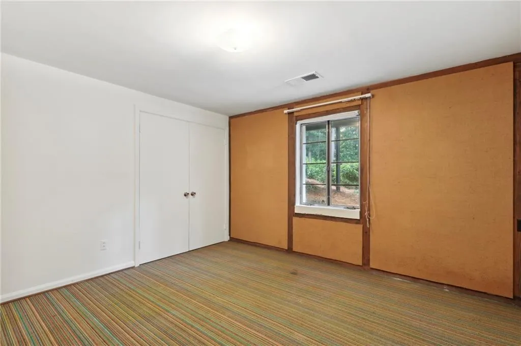 6235 Weatherly Drive, Sandy Springs, Georgia 30328, 6 Bedrooms Bedrooms, ,3 BathroomsBathrooms,Residential,Sold,6235 Weatherly Drive,7105202