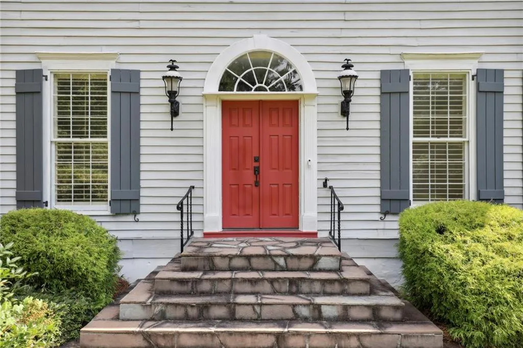 6235 Weatherly Drive, Sandy Springs, Georgia 30328, 6 Bedrooms Bedrooms, ,3 BathroomsBathrooms,Residential,Sold,6235 Weatherly Drive,7105202