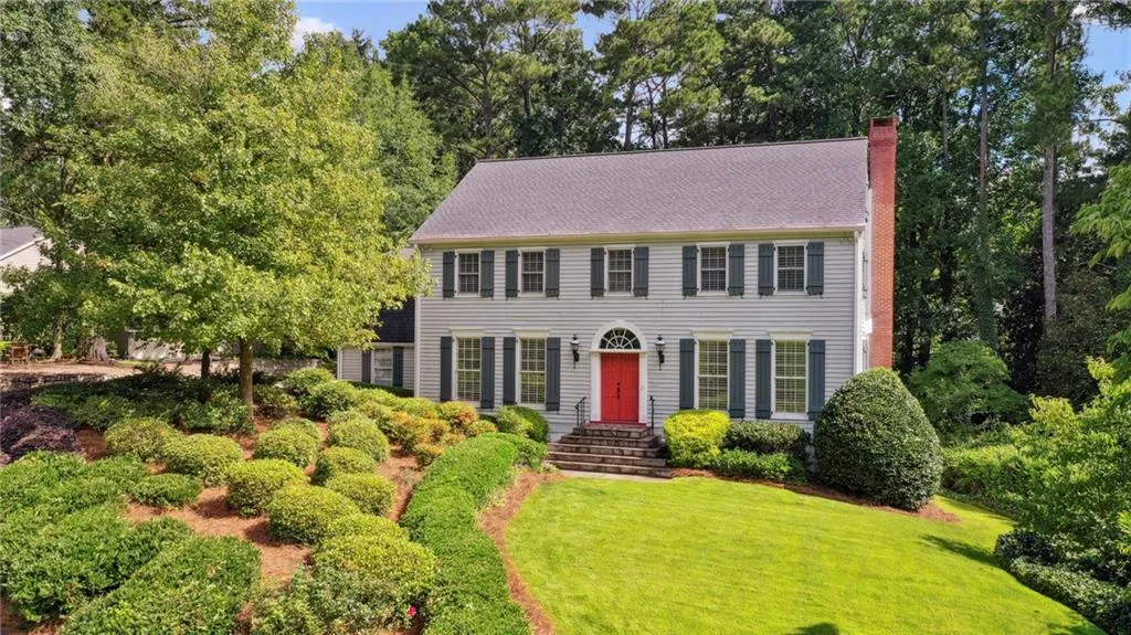 6235 Weatherly Drive, Sandy Springs, Georgia 30328, 6 Bedrooms Bedrooms, ,3 BathroomsBathrooms,Residential,Sold,6235 Weatherly Drive,7105202