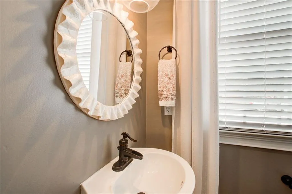 4450 Crestwicke Pointe, Atlanta, Georgia 30319, 6 Bedrooms Bedrooms, ,4 BathroomsBathrooms,Residential,Sold,4450 Crestwicke Pointe,7171192 4450 Crestwicke Pointe, Atlanta, Georgia 30319, 6 Bedrooms Bedrooms, ,4 BathroomsBathrooms,Residential,Sold,4450 Crestwicke Pointe,7171192