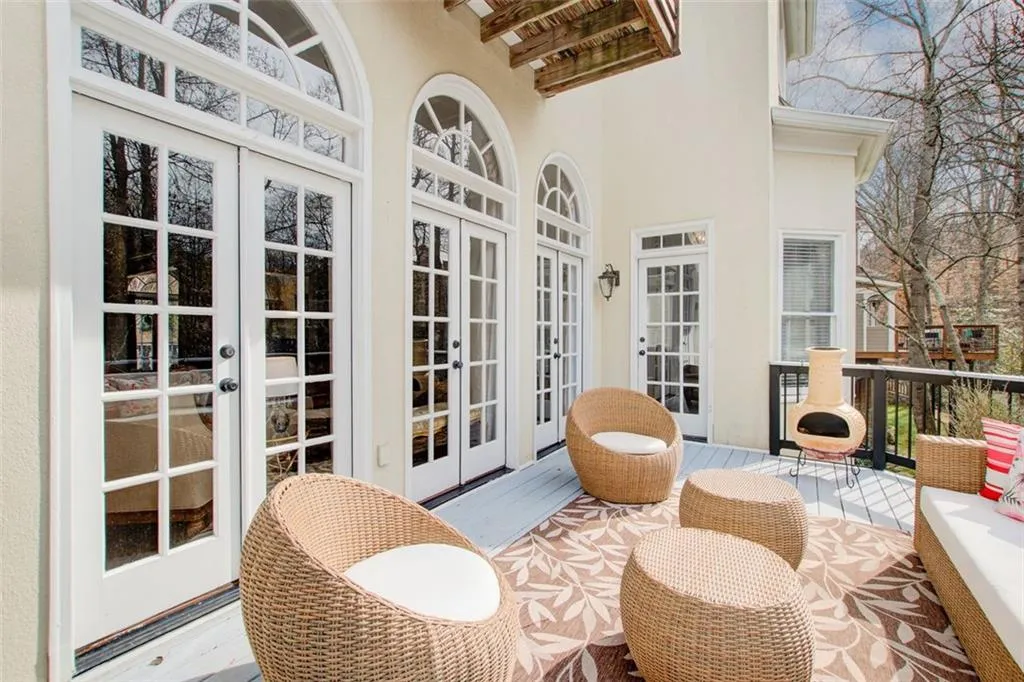 4450 Crestwicke Pointe, Atlanta, Georgia 30319, 6 Bedrooms Bedrooms, ,4 BathroomsBathrooms,Residential,Sold,4450 Crestwicke Pointe,7171192 4450 Crestwicke Pointe, Atlanta, Georgia 30319, 6 Bedrooms Bedrooms, ,4 BathroomsBathrooms,Residential,Sold,4450 Crestwicke Pointe,7171192