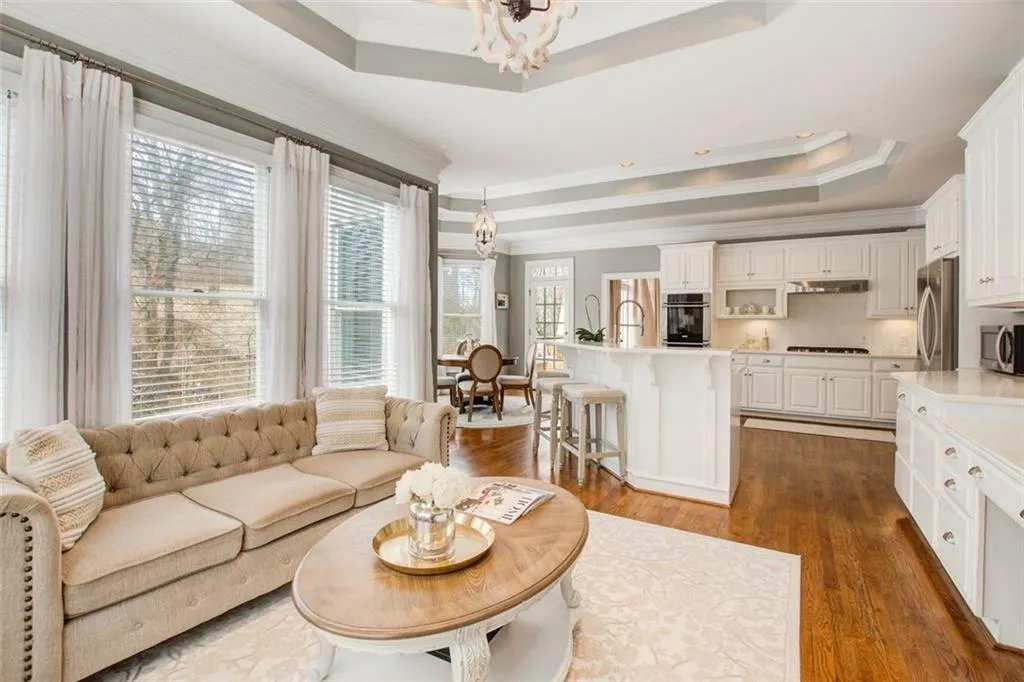 4450 Crestwicke Pointe, Atlanta, Georgia 30319, 6 Bedrooms Bedrooms, ,4 BathroomsBathrooms,Residential,Sold,4450 Crestwicke Pointe,7171192 4450 Crestwicke Pointe, Atlanta, Georgia 30319, 6 Bedrooms Bedrooms, ,4 BathroomsBathrooms,Residential,Sold,4450 Crestwicke Pointe,7171192