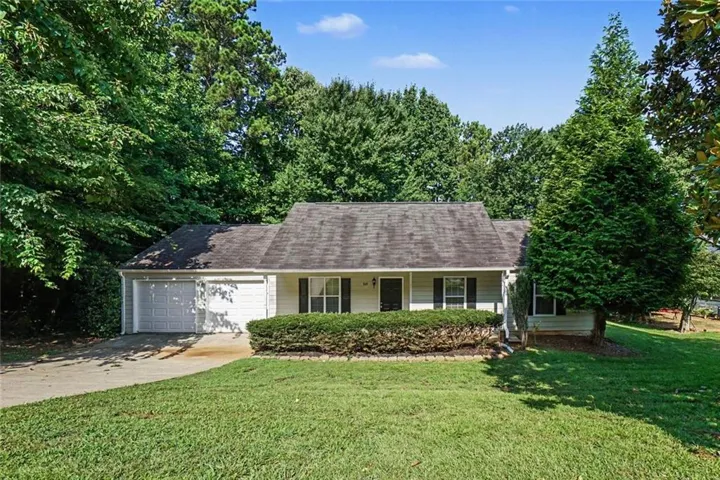 529 Bluff Court, Woodstock, Georgia 30188