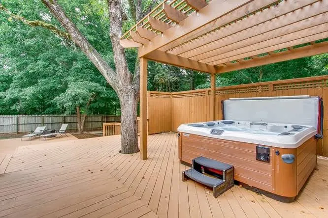 7605 Nesbit Ferry Road, Atlanta, Georgia 30350, 4 Bedrooms Bedrooms, ,2 BathroomsBathrooms,Residential,Sold,7605 Nesbit Ferry Road,6063632