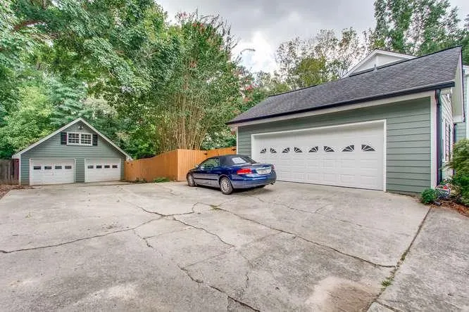 7605 Nesbit Ferry Road, Atlanta, Georgia 30350, 4 Bedrooms Bedrooms, ,2 BathroomsBathrooms,Residential,Sold,7605 Nesbit Ferry Road,6063632