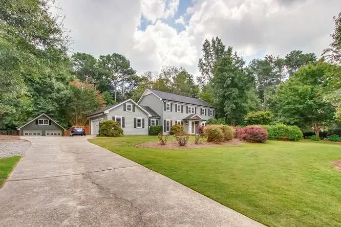 7605 Nesbit Ferry Road, Atlanta, Georgia 30350, 4 Bedrooms Bedrooms, ,2 BathroomsBathrooms,Residential,Sold,7605 Nesbit Ferry Road,6063632