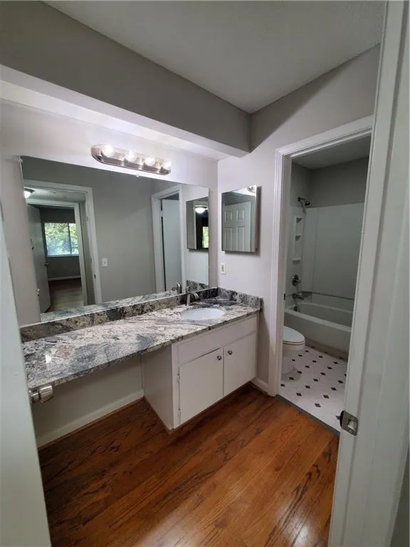 1107 Wingate Way, Sandy Springs, Georgia 30350, 1 Bedroom Bedrooms, ,1 BathroomBathrooms,Residential,Sold,1107 Wingate Way,7160822