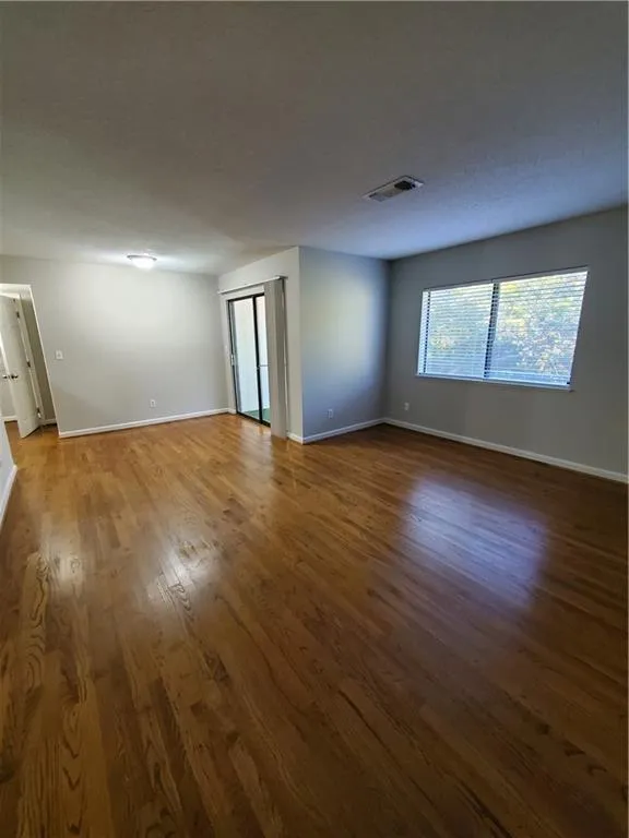 1107 Wingate Way, Sandy Springs, Georgia 30350, 1 Bedroom Bedrooms, ,1 BathroomBathrooms,Residential,Sold,1107 Wingate Way,7160822