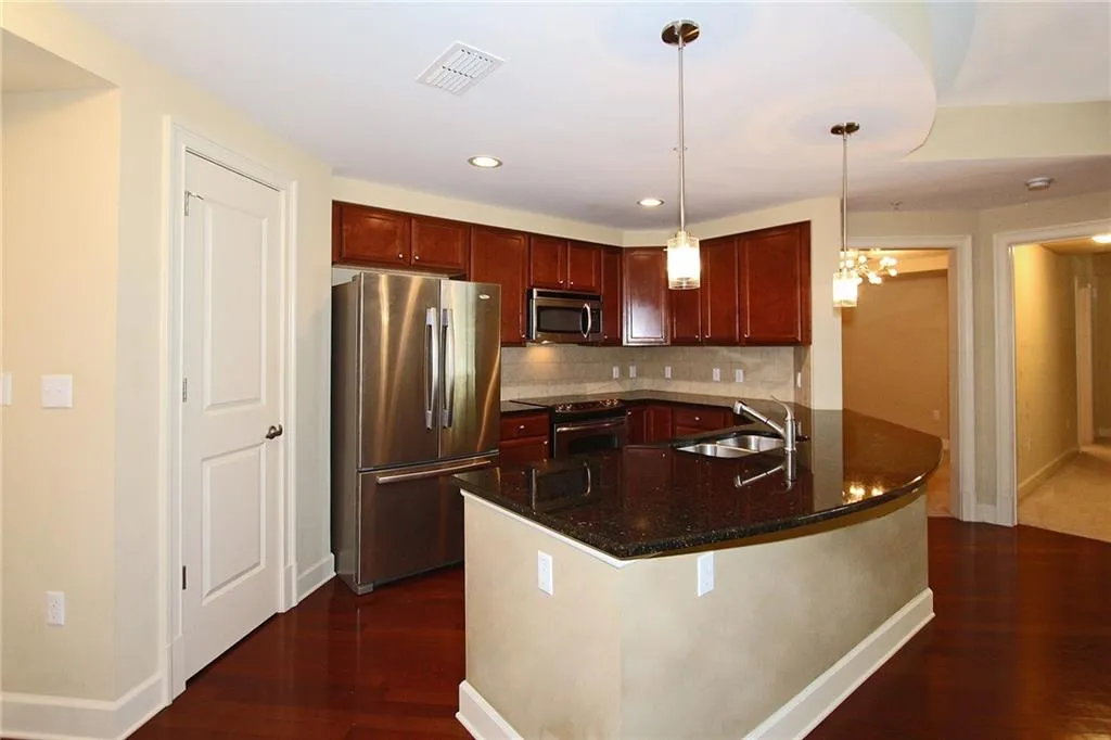 200 River Vista Drive Unit 316, Atlanta, Georgia 30339, 2 Bedrooms Bedrooms, ,2 BathroomsBathrooms,Residential,Sold,200 River Vista Drive Unit 316,5904983