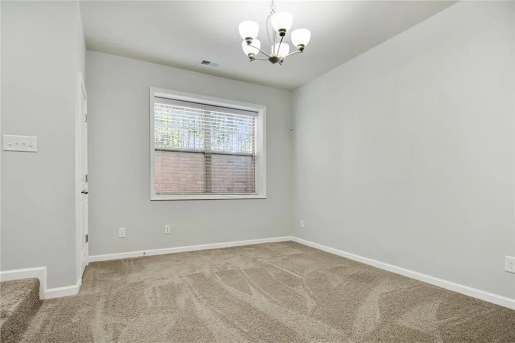 7535 Highland Bluff, Sandy Springs, Georgia 30328, 3 Bedrooms Bedrooms, ,3 BathroomsBathrooms,Residential,Sold,7535 Highland Bluff,6740508