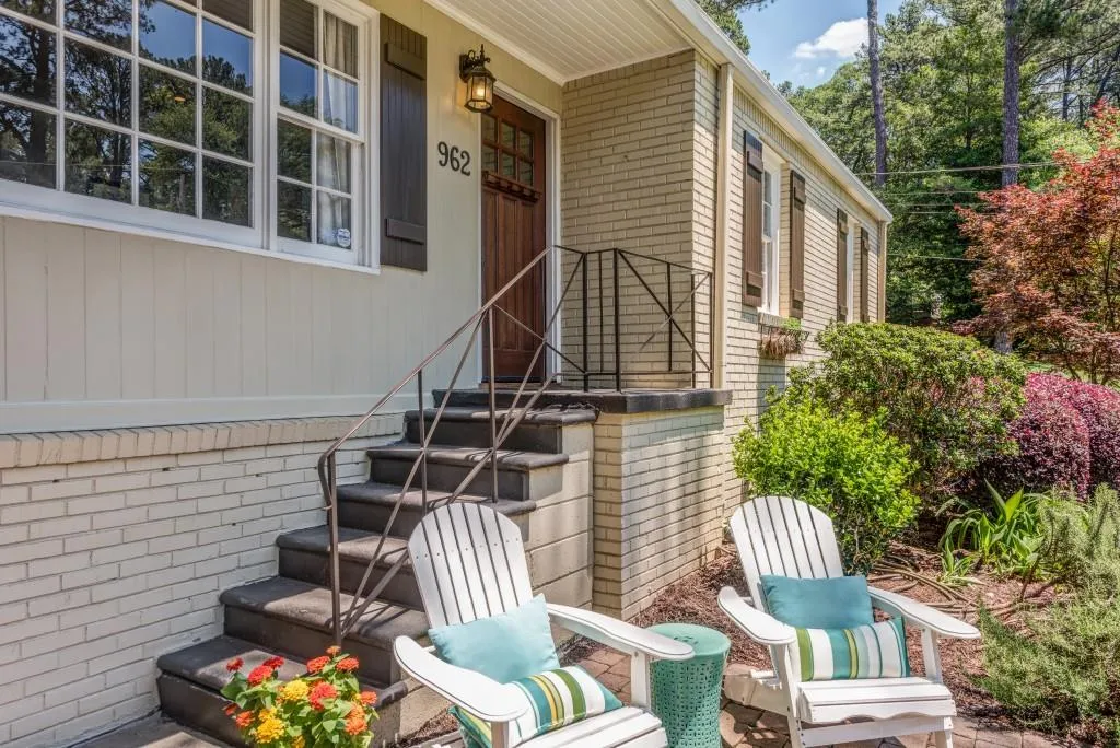 962 Cardova Drive Ne, Atlanta, Georgia 30324, 3 Bedrooms Bedrooms, ,2 BathroomsBathrooms,Residential,Sold,962 Cardova Drive Ne,5850517