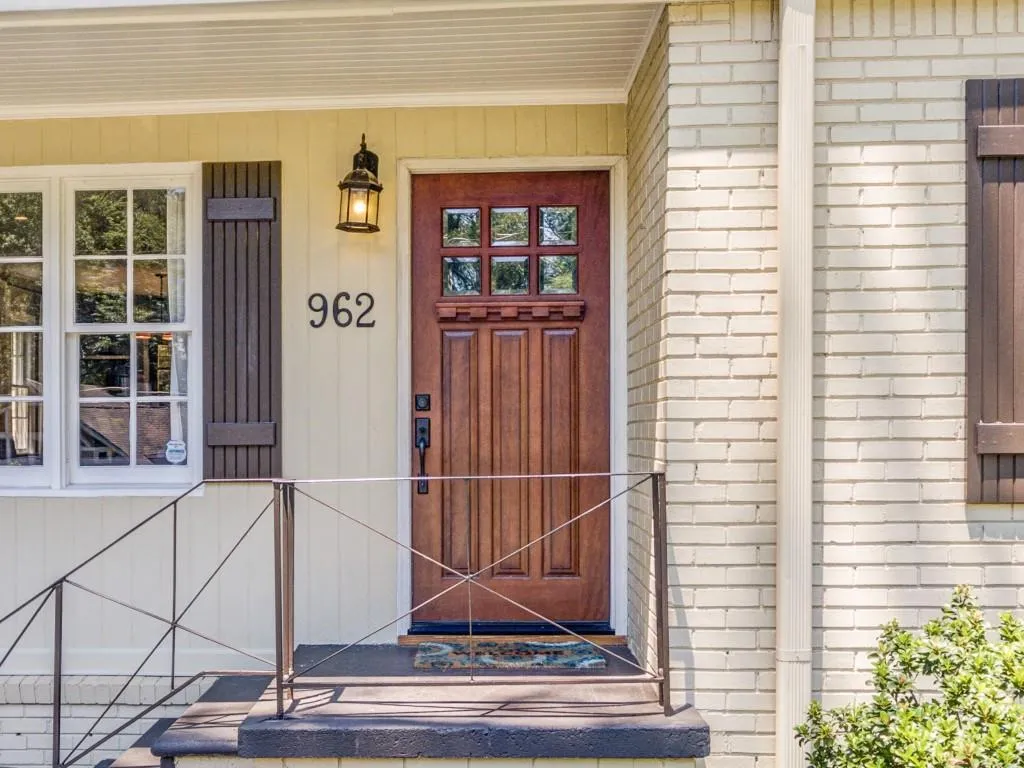 962 Cardova Drive Ne, Atlanta, Georgia 30324, 3 Bedrooms Bedrooms, ,2 BathroomsBathrooms,Residential,Sold,962 Cardova Drive Ne,5850517