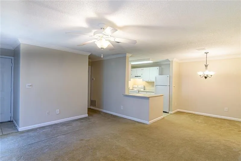 315 Granville Court Unit 315, Sandy Springs, Georgia 30328, 2 Bedrooms Bedrooms, ,2 BathroomsBathrooms,Residential,Sold,315 Granville Court Unit 315,6872655