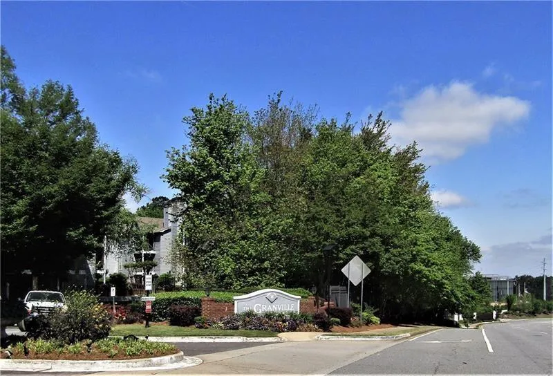 315 Granville Court Unit 315, Sandy Springs, Georgia 30328, 2 Bedrooms Bedrooms, ,2 BathroomsBathrooms,Residential,Sold,315 Granville Court Unit 315,6872655