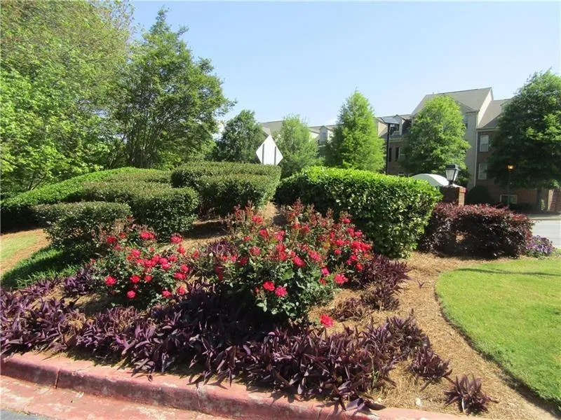 315 Granville Court Unit 315, Sandy Springs, Georgia 30328, 2 Bedrooms Bedrooms, ,2 BathroomsBathrooms,Residential,Sold,315 Granville Court Unit 315,6872655
