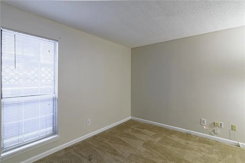 315 Granville Court Unit 315, Sandy Springs, Georgia 30328, 2 Bedrooms Bedrooms, ,2 BathroomsBathrooms,Residential,Sold,315 Granville Court Unit 315,6872655