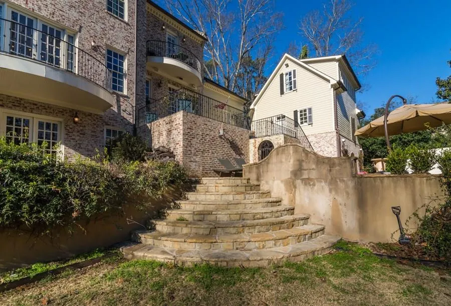 127 Dudley Court, Atlanta, Georgia 30327, 7 Bedrooms Bedrooms, ,6 BathroomsBathrooms,Residential,Sold,127 Dudley Court,5636094