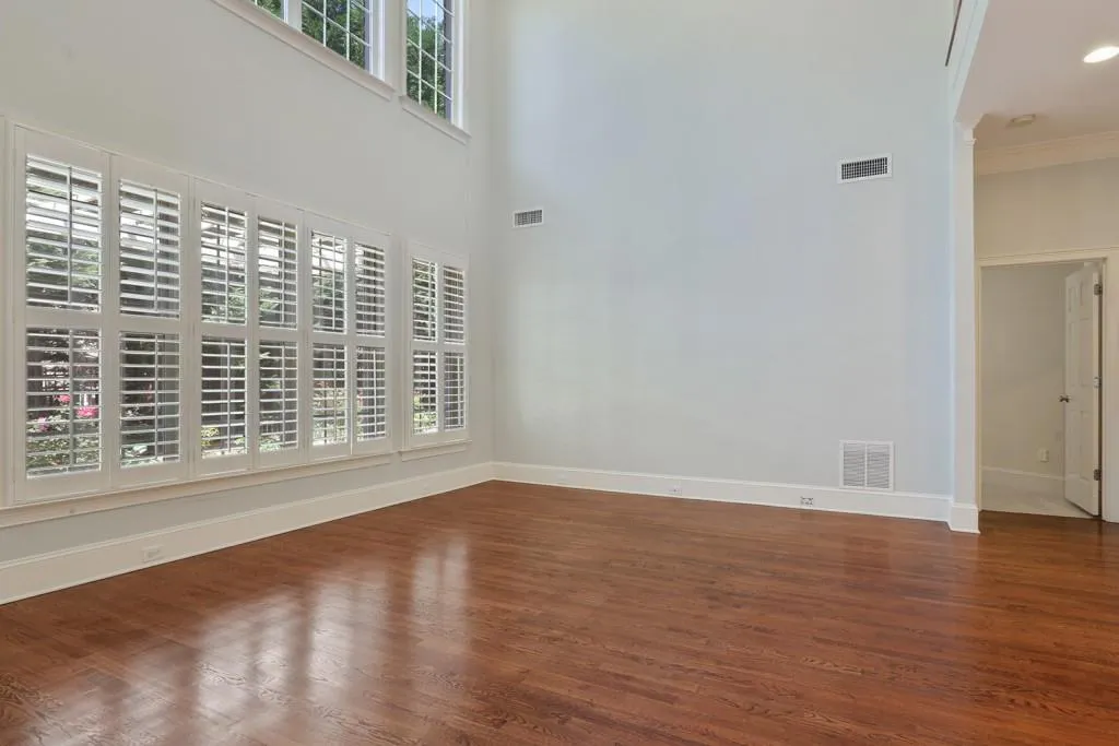 375 Wembley Circle, Atlanta, Georgia 30328, 5 Bedrooms Bedrooms, ,4 BathroomsBathrooms,Residential,Sold,375 Wembley Circle,6005689
