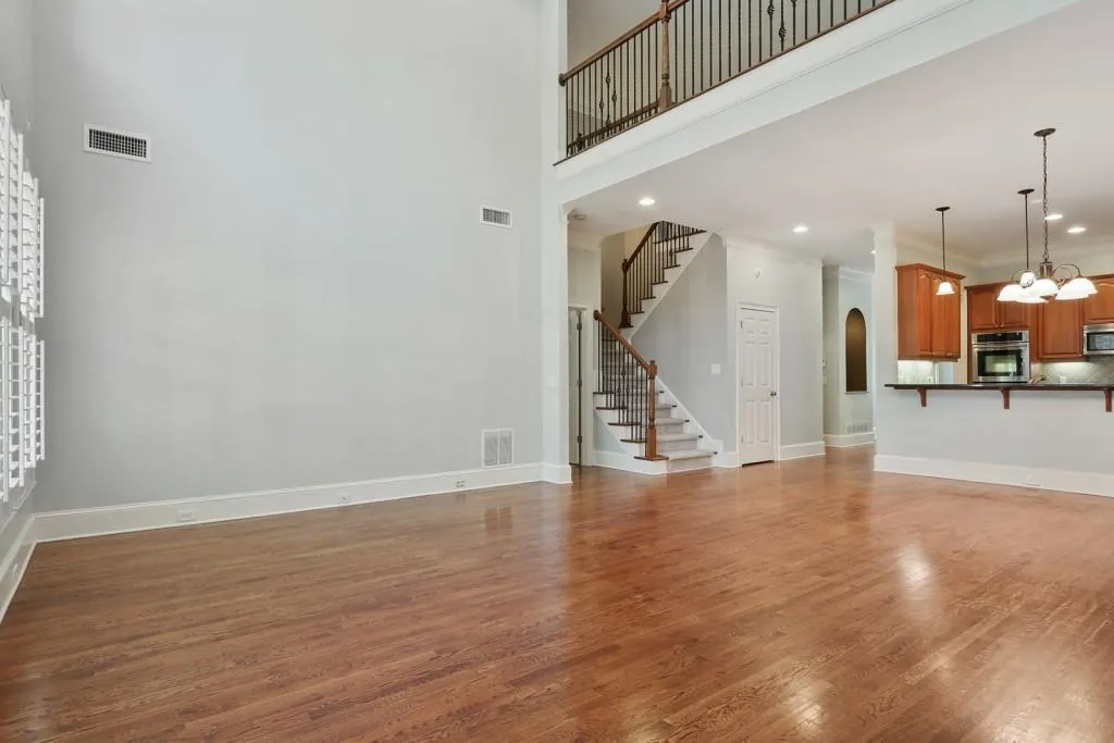 375 Wembley Circle, Atlanta, Georgia 30328, 5 Bedrooms Bedrooms, ,4 BathroomsBathrooms,Residential,Sold,375 Wembley Circle,6005689