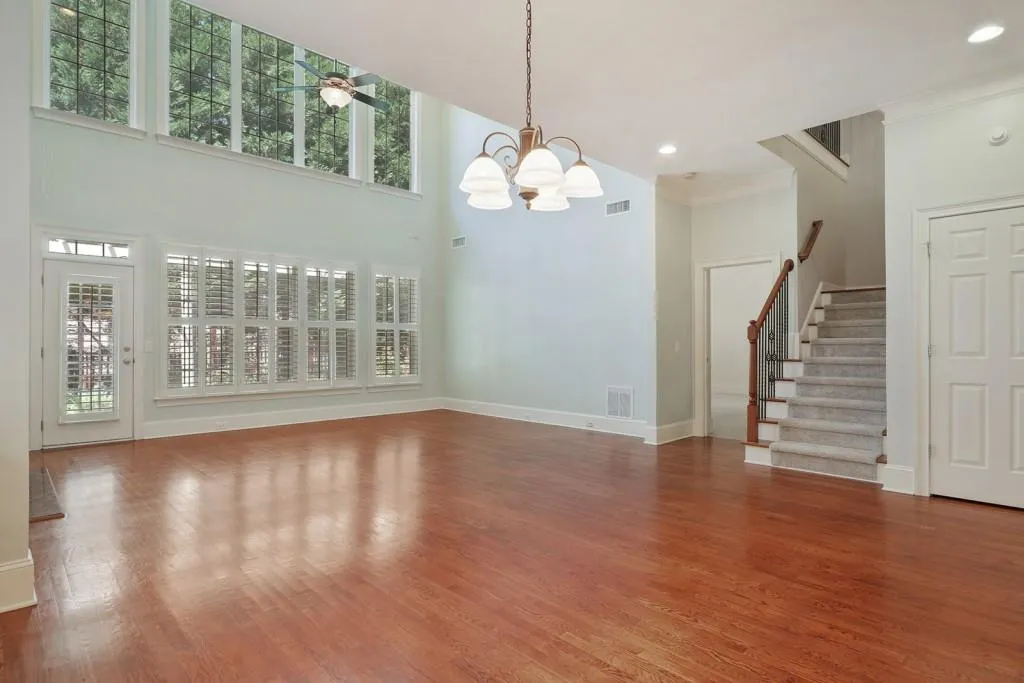 375 Wembley Circle, Atlanta, Georgia 30328, 5 Bedrooms Bedrooms, ,4 BathroomsBathrooms,Residential,Sold,375 Wembley Circle,6005689