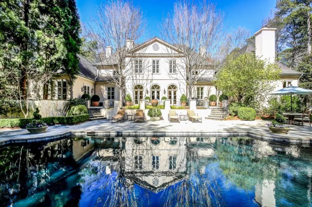 1400 N Harris Ridge, Atlanta, Georgia 30327, 5 Bedrooms Bedrooms, ,6 BathroomsBathrooms,Residential,Sold,1400 N Harris Ridge,5816348