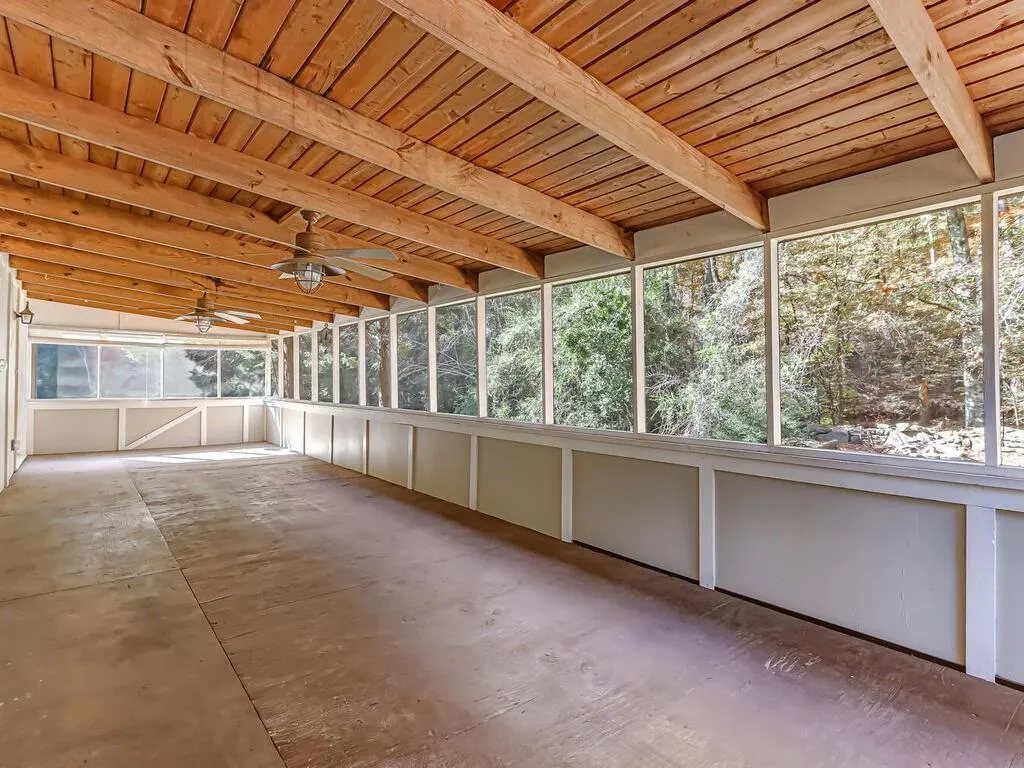 135 N Mill Road, Atlanta, Georgia 30328, 4 Bedrooms Bedrooms, ,3 BathroomsBathrooms,Residential,Sold,135 N Mill Road,6968951