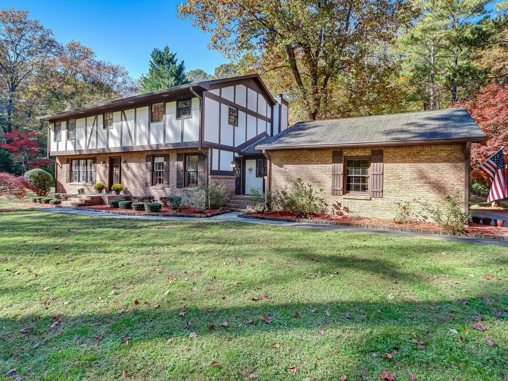 135 N Mill Road, Atlanta, Georgia 30328, 4 Bedrooms Bedrooms, ,3 BathroomsBathrooms,Residential,Sold,135 N Mill Road,6968951