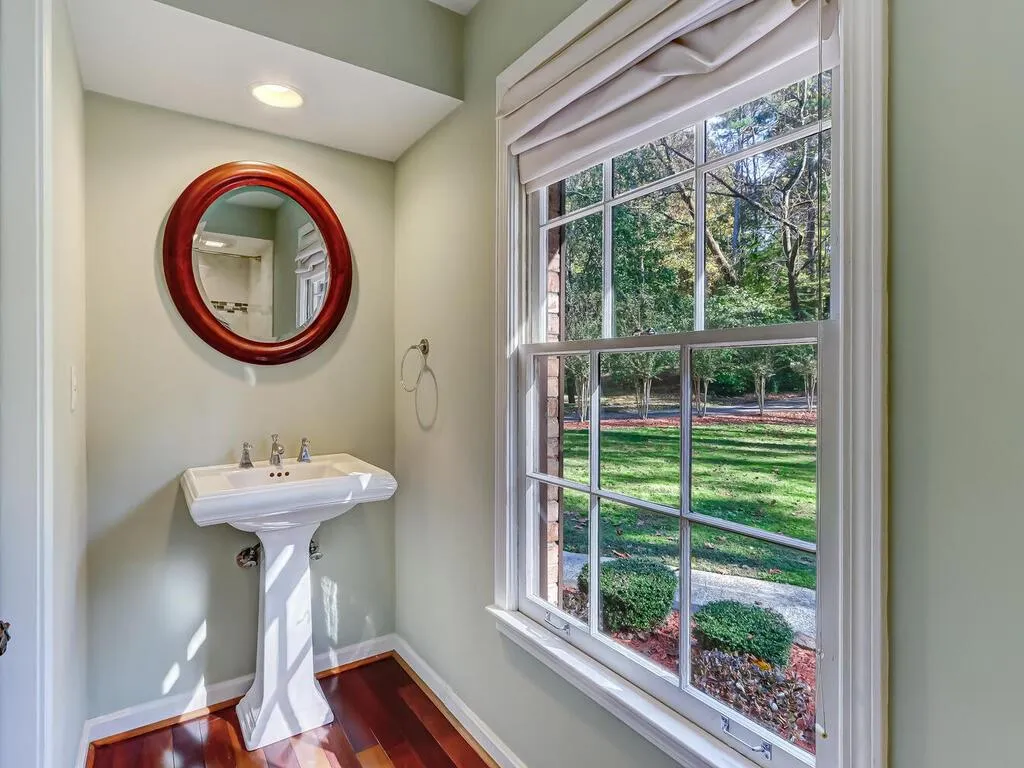 135 N Mill Road, Atlanta, Georgia 30328, 4 Bedrooms Bedrooms, ,3 BathroomsBathrooms,Residential,Sold,135 N Mill Road,6968951