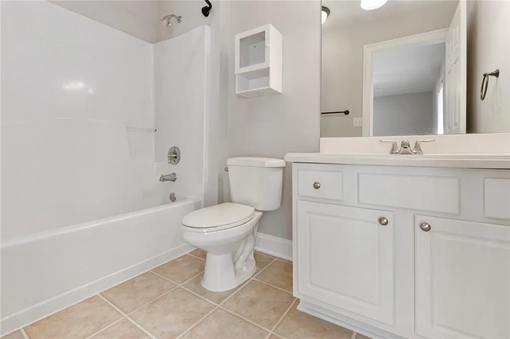 1401 Masons Creek Circle, Sandy Springs, Georgia 30350, 2 Bedrooms Bedrooms, ,2 BathroomsBathrooms,Residential,Sold,1401 Masons Creek Circle,6816496