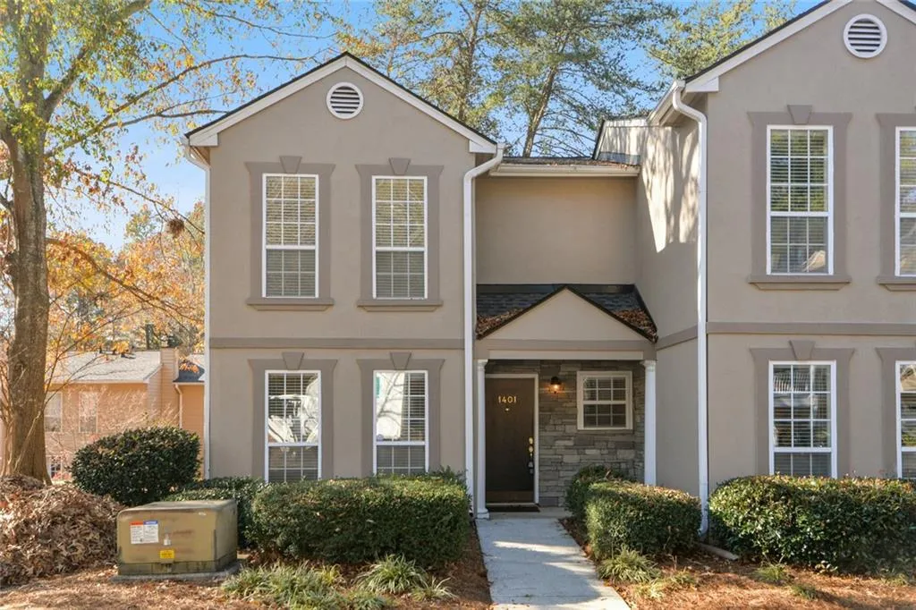 1401 Masons Creek Circle, Sandy Springs, Georgia 30350, 2 Bedrooms Bedrooms, ,2 BathroomsBathrooms,Residential,Sold,1401 Masons Creek Circle,6816496