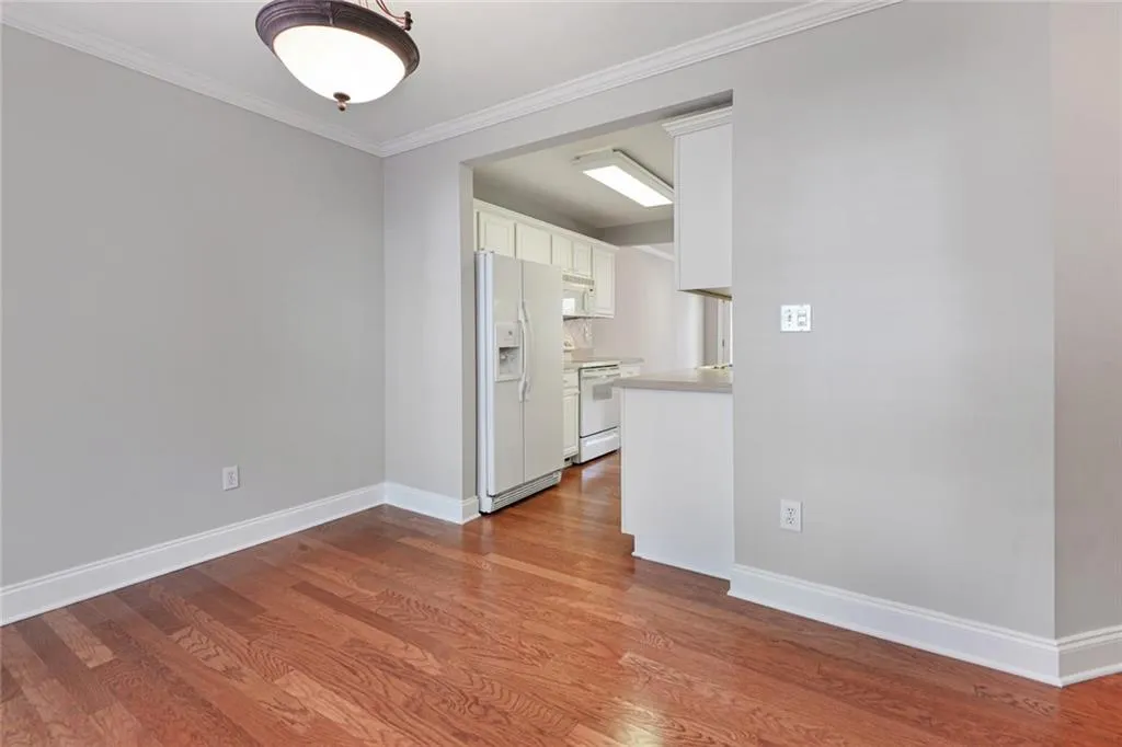 1401 Masons Creek Circle, Sandy Springs, Georgia 30350, 2 Bedrooms Bedrooms, ,2 BathroomsBathrooms,Residential,Sold,1401 Masons Creek Circle,6816496