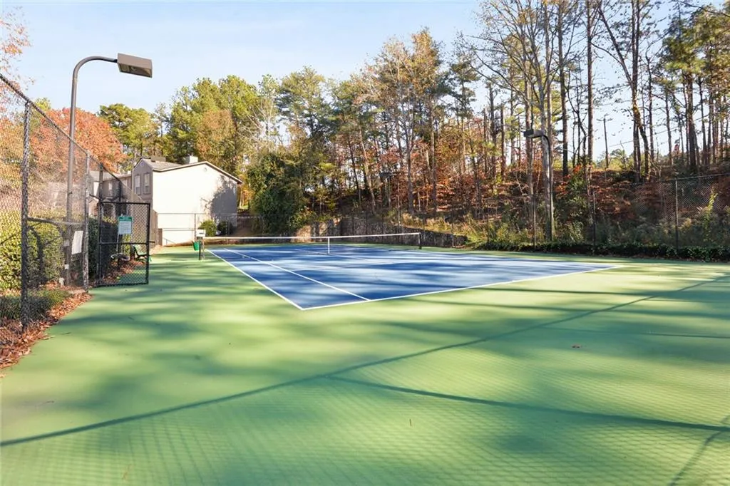 1401 Masons Creek Circle, Sandy Springs, Georgia 30350, 2 Bedrooms Bedrooms, ,2 BathroomsBathrooms,Residential,Sold,1401 Masons Creek Circle,6816496