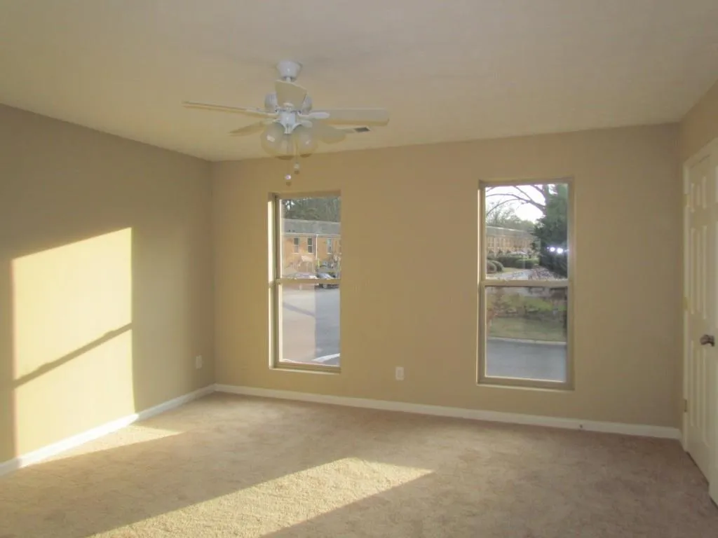 155 N River Drive Unit C, Atlanta, Georgia 30350, 2 Bedrooms Bedrooms, ,2 BathroomsBathrooms,Residential,Sold,155 N River Drive Unit C,5626723