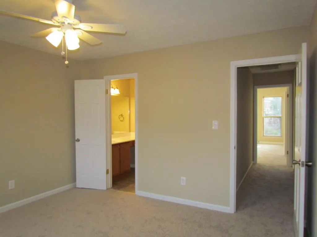 155 N River Drive Unit C, Atlanta, Georgia 30350, 2 Bedrooms Bedrooms, ,2 BathroomsBathrooms,Residential,Sold,155 N River Drive Unit C,5626723