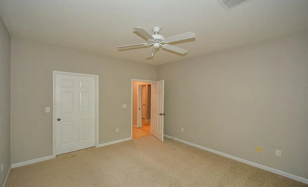 5641 Roswell Road Unit 103, Atlanta, Georgia 30342, 2 Bedrooms Bedrooms, ,2 BathroomsBathrooms,Residential,Sold,5641 Roswell Road Unit 103,5735209