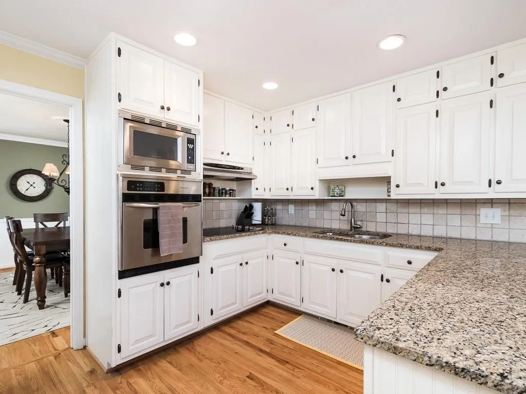 5020 Nesbit Ferry Lane, Sandy Springs, Georgia 30350, 4 Bedrooms Bedrooms, ,2 BathroomsBathrooms,Residential,Sold,5020 Nesbit Ferry Lane,5922001