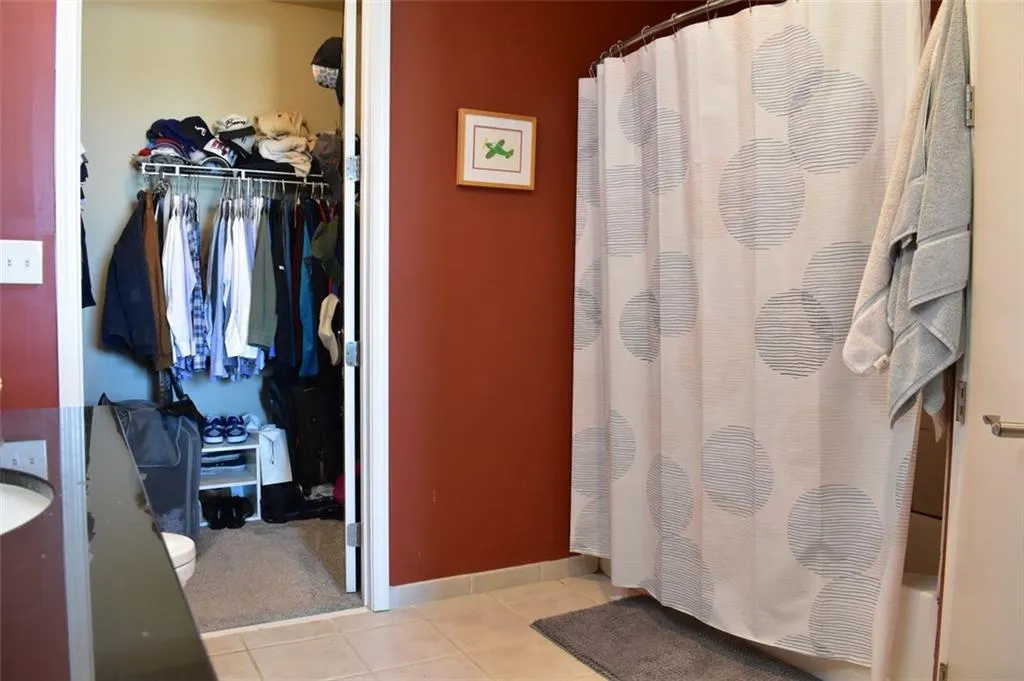 711 Cosmopolitan Drive Ne Unit 715, Atlanta, Georgia 30324, 2 Bedrooms Bedrooms, ,2 BathroomsBathrooms,Residential,For Sale,711 Cosmopolitan Drive Ne Unit 715,7694132