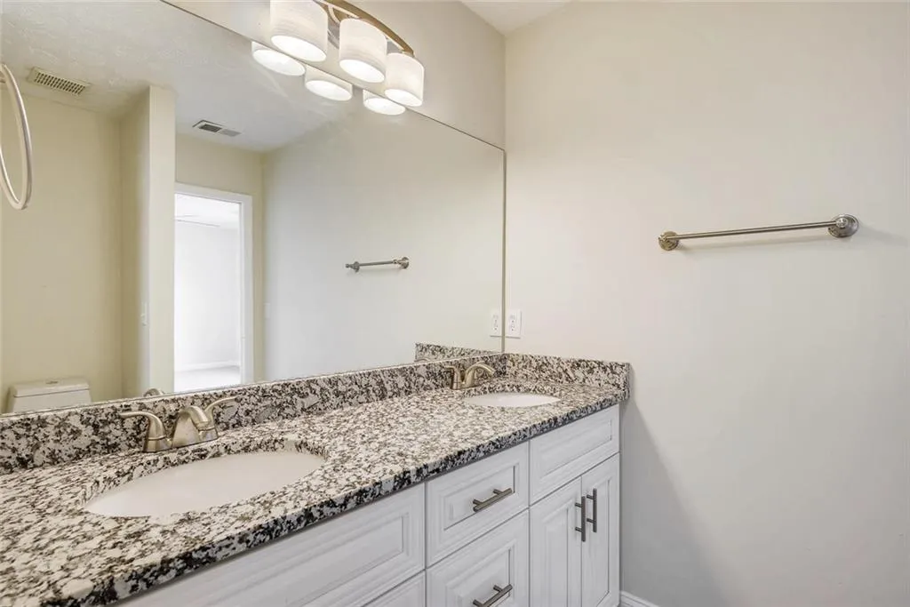 8933 Carroll Manor Drive, Sandy Springs, Georgia 30350, 2 Bedrooms Bedrooms, ,2 BathroomsBathrooms,Residential,Sold,8933 Carroll Manor Drive,6538217