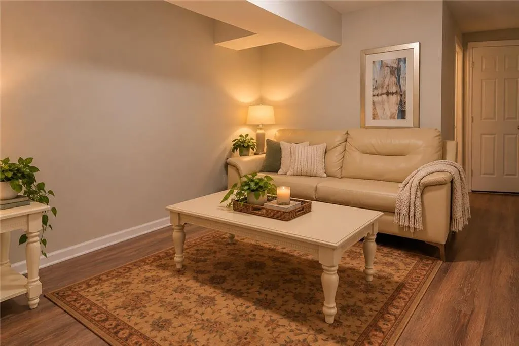 2661 Collier Drive Nw, Atlanta, Georgia 30318, 7 Bedrooms Bedrooms, 0 ,3 BathroomsBathrooms,Residential,For Sale,2661 Collier Drive Nw,7843685