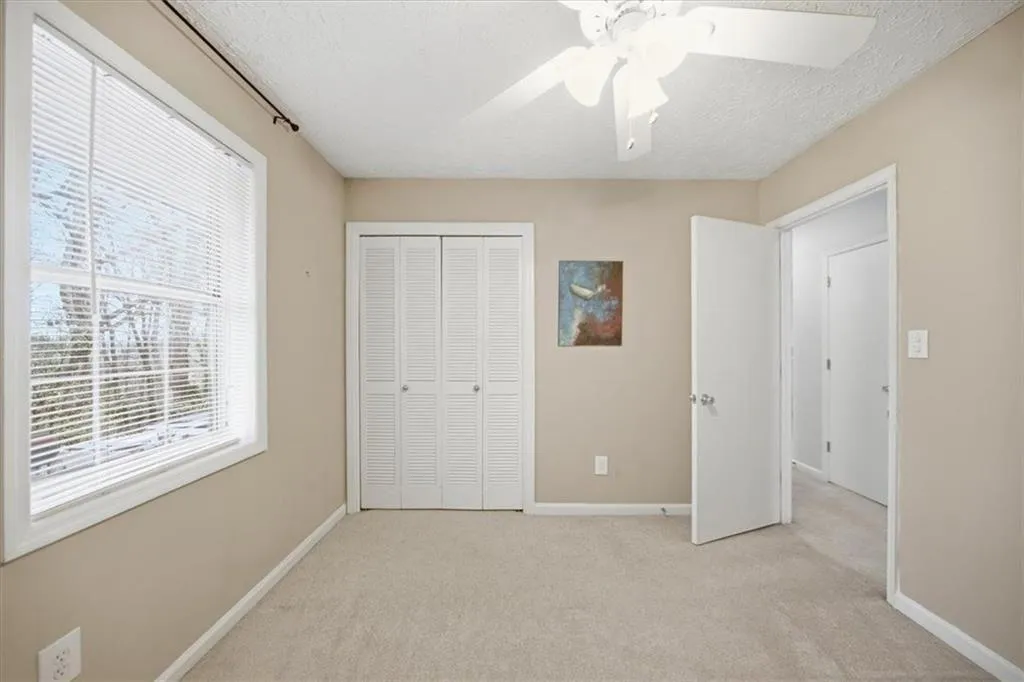 7750 Roswell Road Unit 9b, Sandy Springs, Georgia 30350, 3 Bedrooms Bedrooms, ,2 BathroomsBathrooms,Residential,For Sale,7750 Roswell Road Unit 9b,7734287
