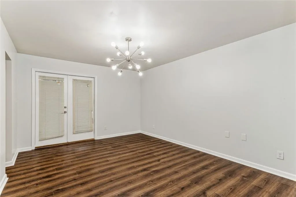 315 Winding River Drive Unit E, Sandy Springs, Georgia 30350, 3 Bedrooms Bedrooms, ,2 BathroomsBathrooms,Residential,Sold,315 Winding River Drive Unit E,7162444