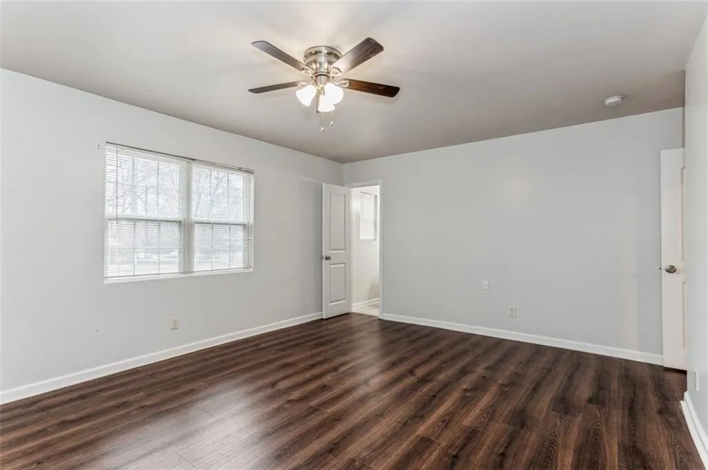 315 Winding River Drive Unit E, Sandy Springs, Georgia 30350, 3 Bedrooms Bedrooms, ,2 BathroomsBathrooms,Residential,Sold,315 Winding River Drive Unit E,7162444