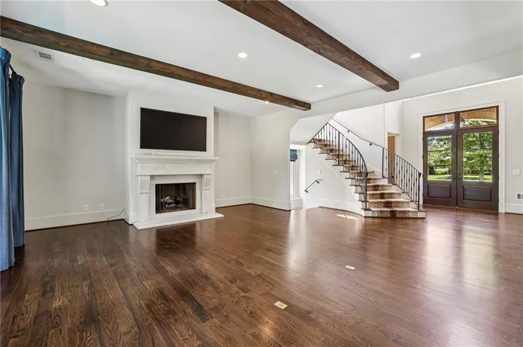 1128 Brookhaven Walk Way Ne, Atlanta, Georgia 30319, 4 Bedrooms Bedrooms, ,3 BathroomsBathrooms,Residential,For Sale,1128 Brookhaven Walk Way Ne,7639320