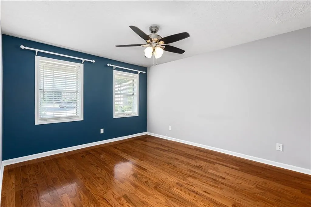 7750 Roswell Road Unit 5f, Sandy Springs, Georgia 30350, 2 Bedrooms Bedrooms, ,1 BathroomBathrooms,Residential,Sold,7750 Roswell Road Unit 5f,7059427