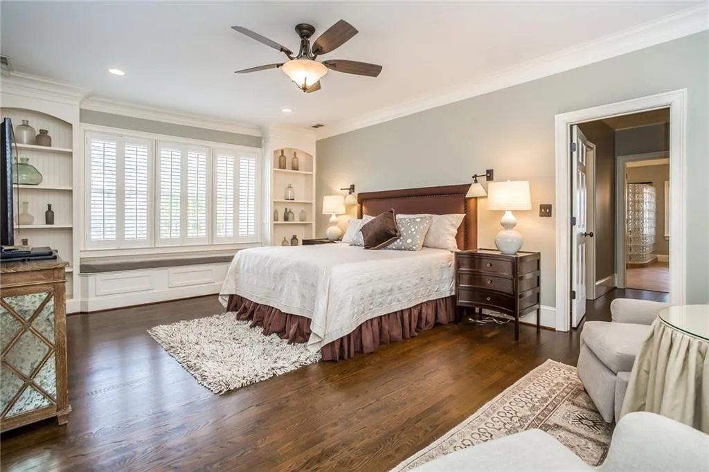 365 Londonberry Road, Sandy Springs, Georgia 30327, 6 Bedrooms Bedrooms, ,6 BathroomsBathrooms,Residential,Sold,365 Londonberry Road,5823900