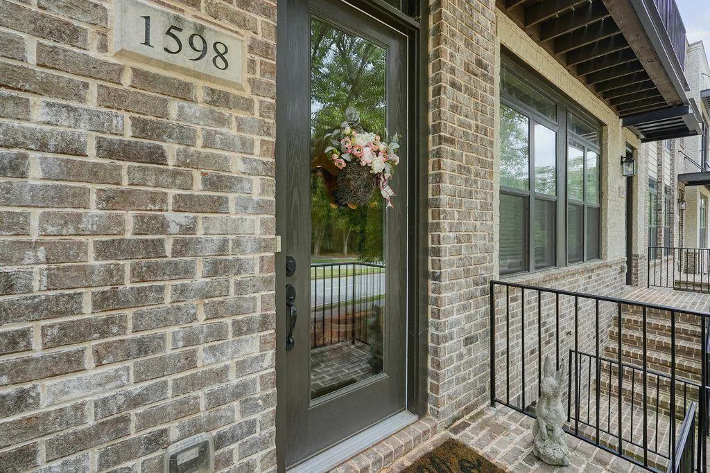1598 Aldworth Place Se, Atlanta, Georgia 30339, 3 Bedrooms Bedrooms, ,3 BathroomsBathrooms,Residential,For Sale,1598 Aldworth Place Se,7603478