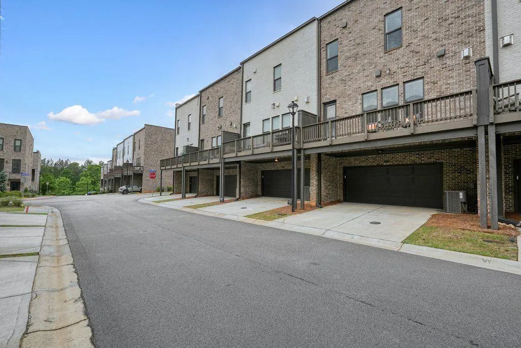 1598 Aldworth Place Se, Atlanta, Georgia 30339, 3 Bedrooms Bedrooms, ,3 BathroomsBathrooms,Residential,For Sale,1598 Aldworth Place Se,7603478